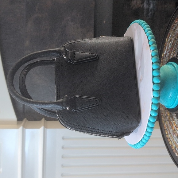 Steve Madden Black Crossbody Handbag - Picture 4 of 12